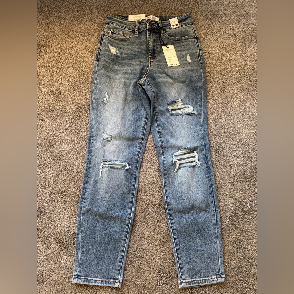 Judy Blue distressed jeans